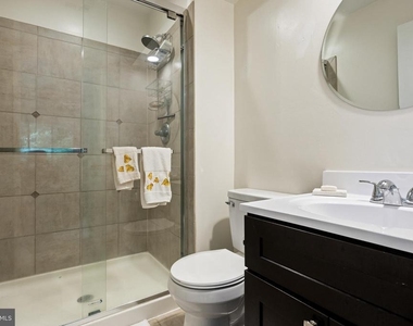 206 Mulberry Cove - Photo Thumbnail 10
