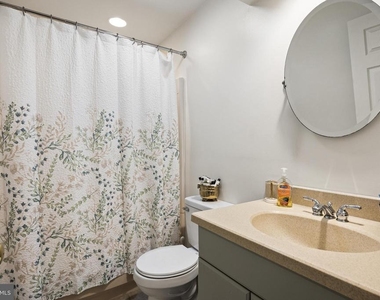 206 Mulberry Cove - Photo Thumbnail 8