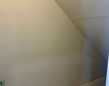 1 Reagan Lane - Photo Thumbnail 13