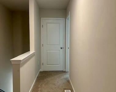 1 Reagan Lane - Photo Thumbnail 15