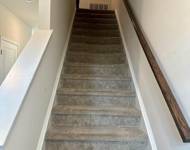 1 Reagan Lane - Photo Thumbnail 14