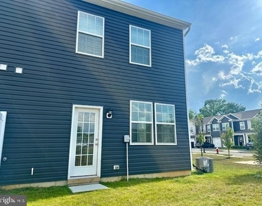 1 Reagan Lane - Photo Thumbnail 33