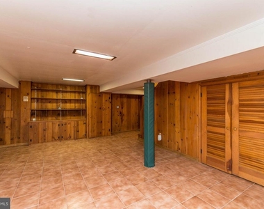 9322 W Parkhill Drive - Photo Thumbnail 23
