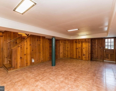 9322 W Parkhill Drive - Photo Thumbnail 22