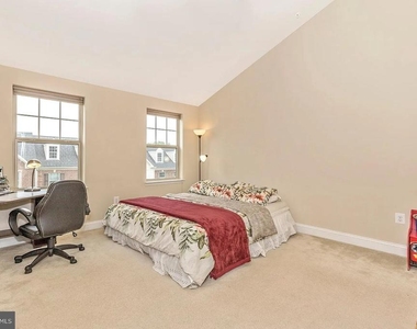 11882 Country Squire Way - Photo Thumbnail 21