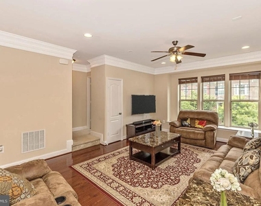 11882 Country Squire Way - Photo Thumbnail 6