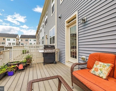 11882 Country Squire Way - Photo Thumbnail 37