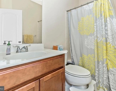 11882 Country Squire Way - Photo Thumbnail 29