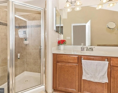 11882 Country Squire Way - Photo Thumbnail 24
