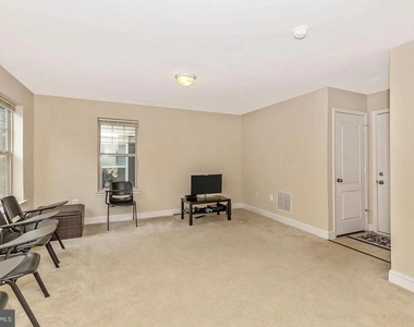 11882 Country Squire Way - Photo Thumbnail 31