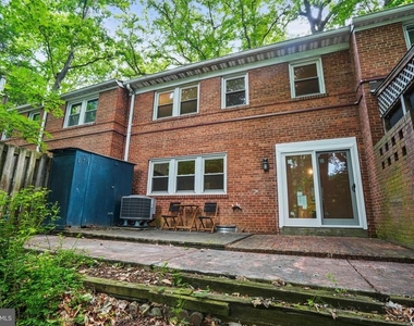 8525 Geren Road - Photo Thumbnail 5