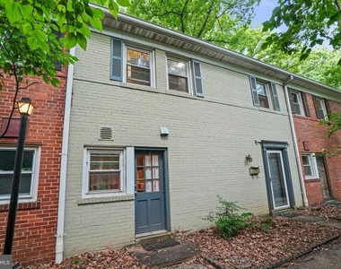 8525 Geren Road - Photo Thumbnail 1