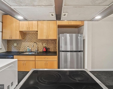 8525 Geren Road - Photo Thumbnail 17