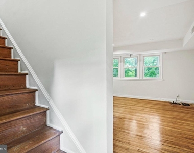 8525 Geren Road - Photo Thumbnail 10