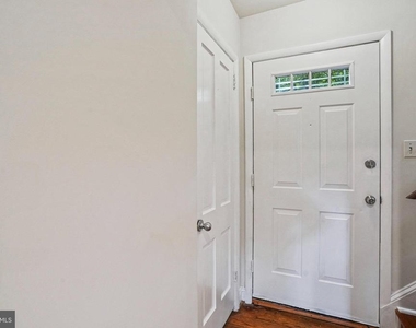 8525 Geren Road - Photo Thumbnail 9