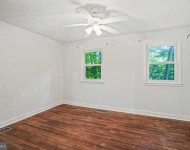 8525 Geren Road - Photo Thumbnail 22