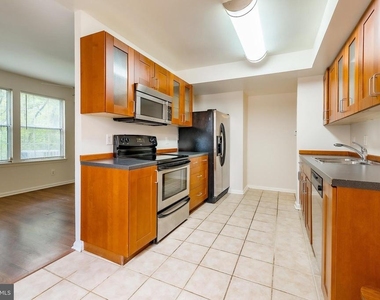 19 Pickering Court - Photo Thumbnail 14