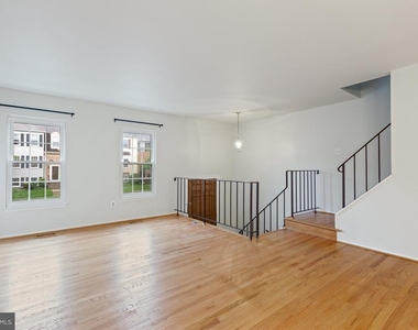 711 Ivy League Lane - Photo Thumbnail 1