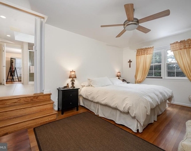 11708 Magruder Lane - Photo Thumbnail 10