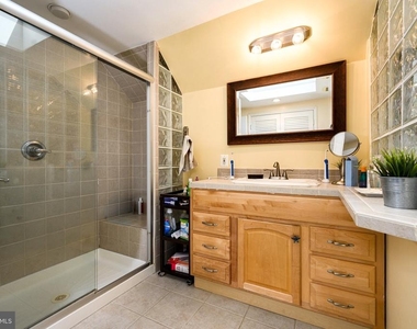 11708 Magruder Lane - Photo Thumbnail 37
