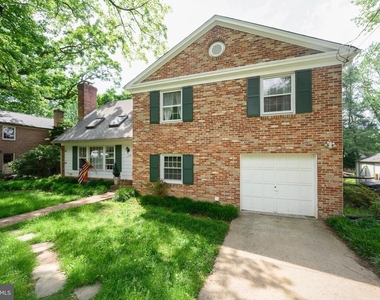 11708 Magruder Lane - Photo Thumbnail 19