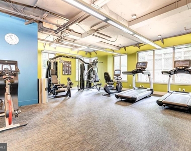 7500 Woodmont Avenue - Photo Thumbnail 14