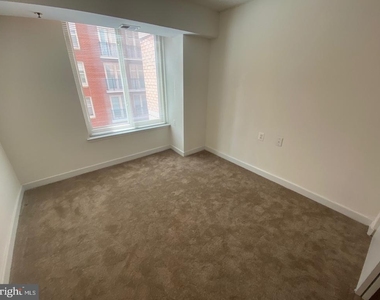 7500 Woodmont Avenue - Photo Thumbnail 10
