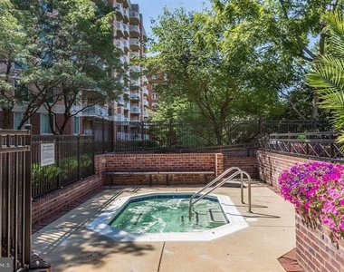 7500 Woodmont Avenue - Photo Thumbnail 17