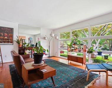 8504 Sundale Drive - Photo Thumbnail 6