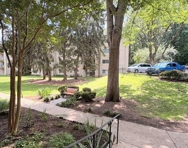 12403 Braxfield Court - Photo Thumbnail 23