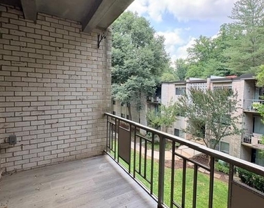 12403 Braxfield Court - Photo Thumbnail 14