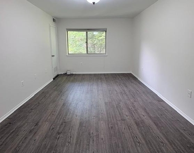 12403 Braxfield Court - Photo Thumbnail 18