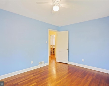 1806 Arcola Avenue - Photo Thumbnail 13