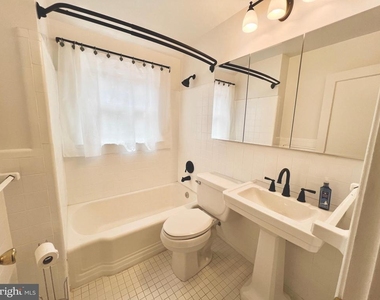 1806 Arcola Avenue - Photo Thumbnail 15