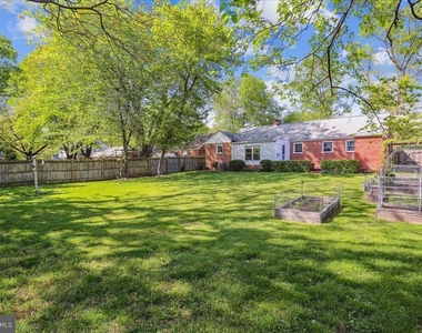 1806 Arcola Avenue - Photo Thumbnail 19