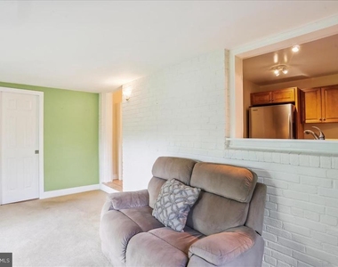 1806 Arcola Avenue - Photo Thumbnail 12