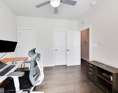 16212 Bushwick Place - Photo Thumbnail 5