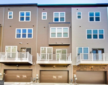 16212 Bushwick Place - Photo Thumbnail 33