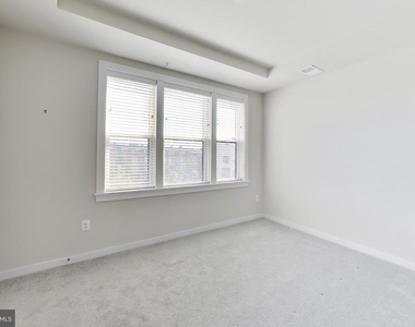16212 Bushwick Place - Photo Thumbnail 20