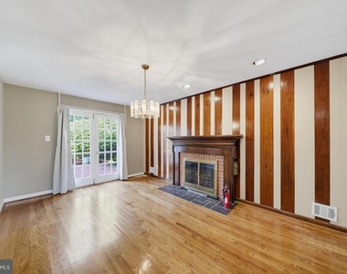 16818 Briardale Road - Photo Thumbnail 12