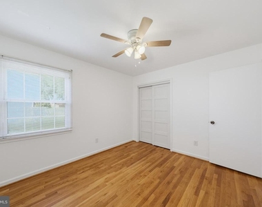 16818 Briardale Road - Photo Thumbnail 28