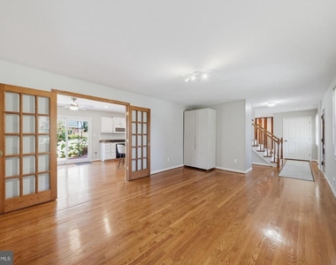 16818 Briardale Road - Photo Thumbnail 5