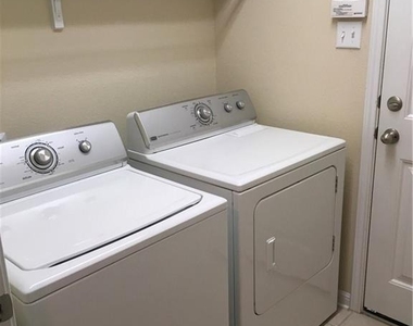 112 Beargrass Dr - Photo Thumbnail 16