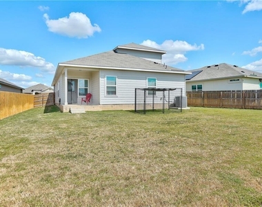205 Freedom Park Ave - Photo Thumbnail 31