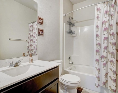 205 Freedom Park Ave - Photo Thumbnail 24