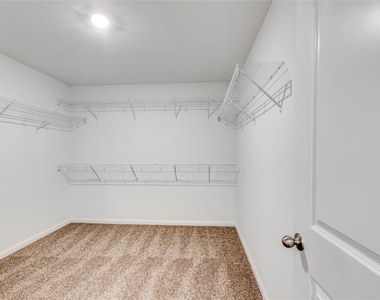 117 Fairfax Ln - Photo Thumbnail 22
