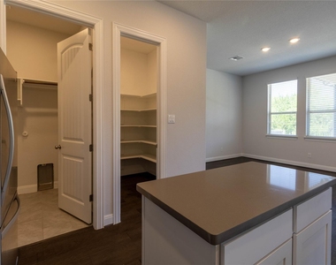 19337 Pilton Dr - Photo Thumbnail 20