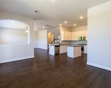 19337 Pilton Dr - Photo Thumbnail 15
