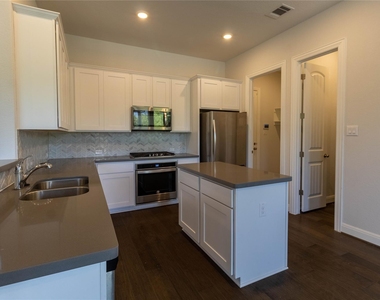 19337 Pilton Dr - Photo Thumbnail 17