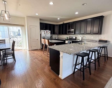 7930 John Galt Way - Photo Thumbnail 17